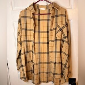 Carly Jean Los Angeles Beige and Black Checkered Shirt